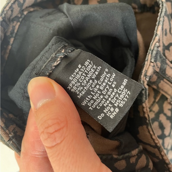 Sanctuary Brown Leopard Cropped Pant Size 27 - Picture 7 of 13